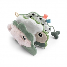Done by Deer Activitybuch Tiny farm